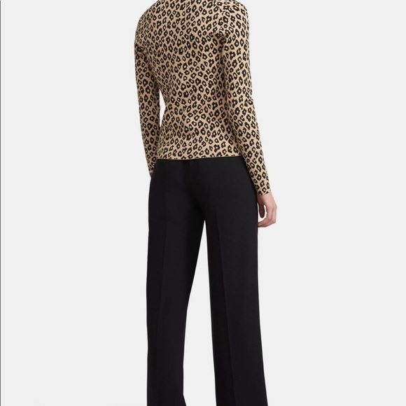 𝅺NWT Theory Leopard Structured V-Neck Cardigan Animal Print Sweater Size Small - Picture 2 of 7